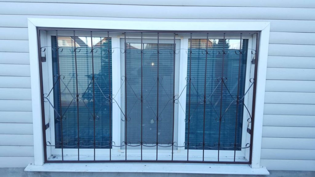 Окно решетка цена в Самаре от 1200